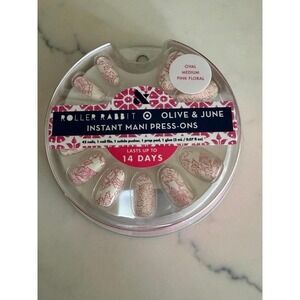 Roller Rabbit + Olive & June Press-On Nails Floral Oval